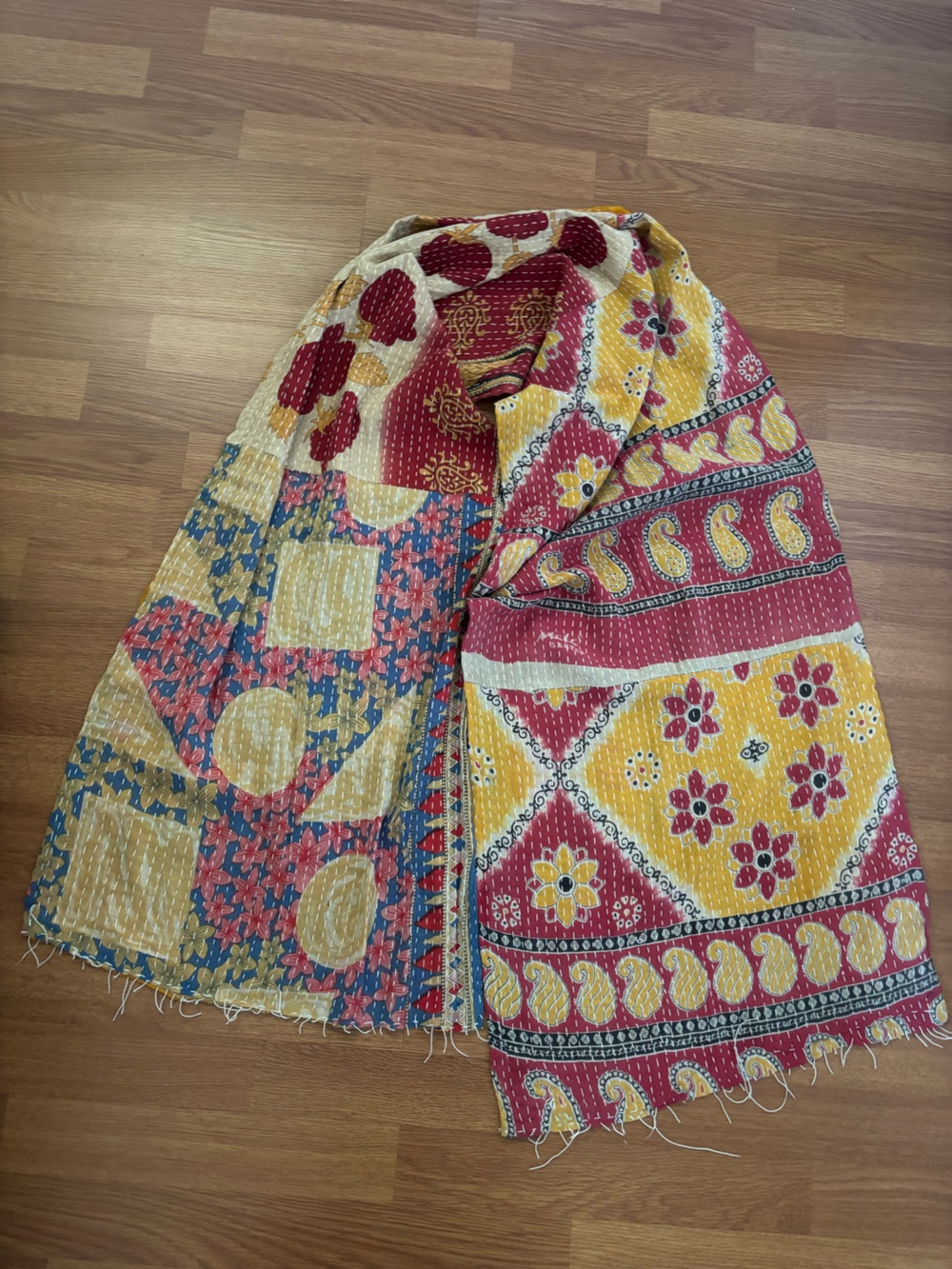Beautiful Reversible Kantha Scarf in pink, red, yellow and blue - Picture 4 of 15